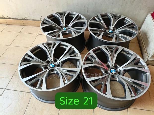 Beemer Size 21 Alloy Wheels - main view