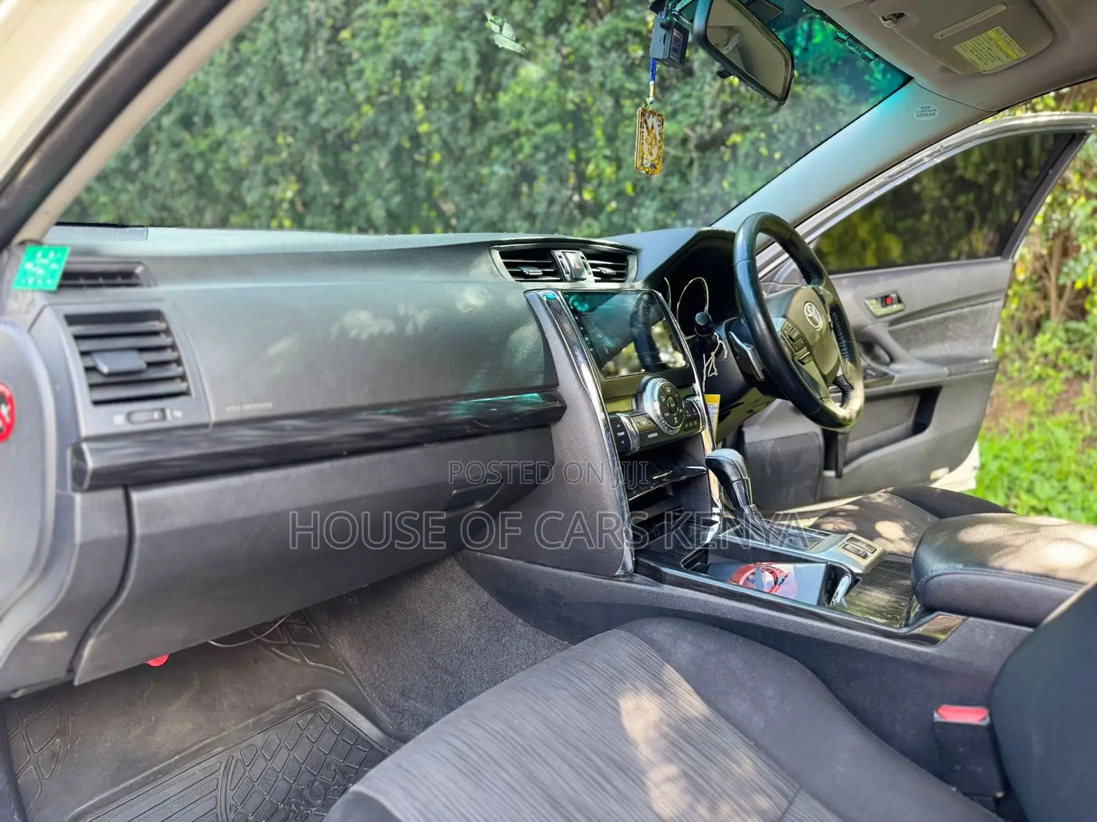 Toyota Mark X 2012 White