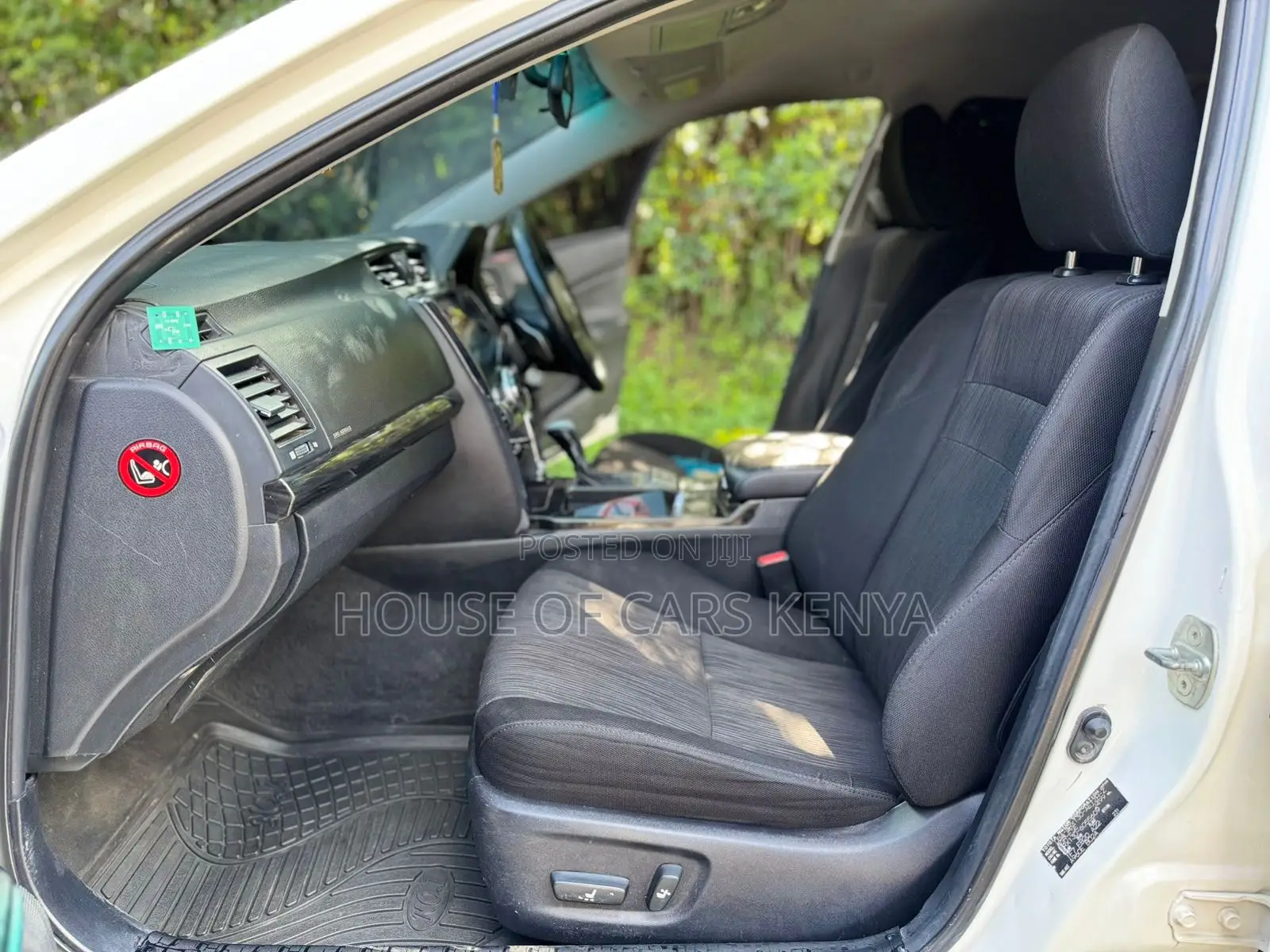 Toyota Mark X 2012 White