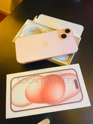 Apple iPhone 15 128 GB Pink