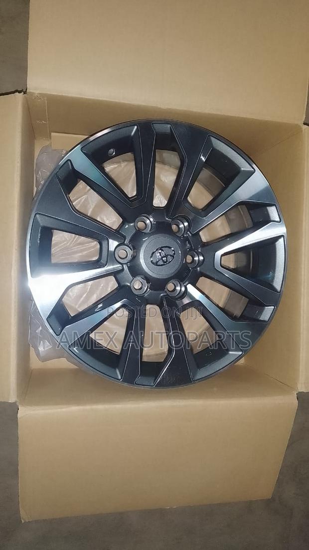 Rims 18 Inch Gunmatel Machine Face Et+25 H*Pcd 6x139.7 Cb 106.1