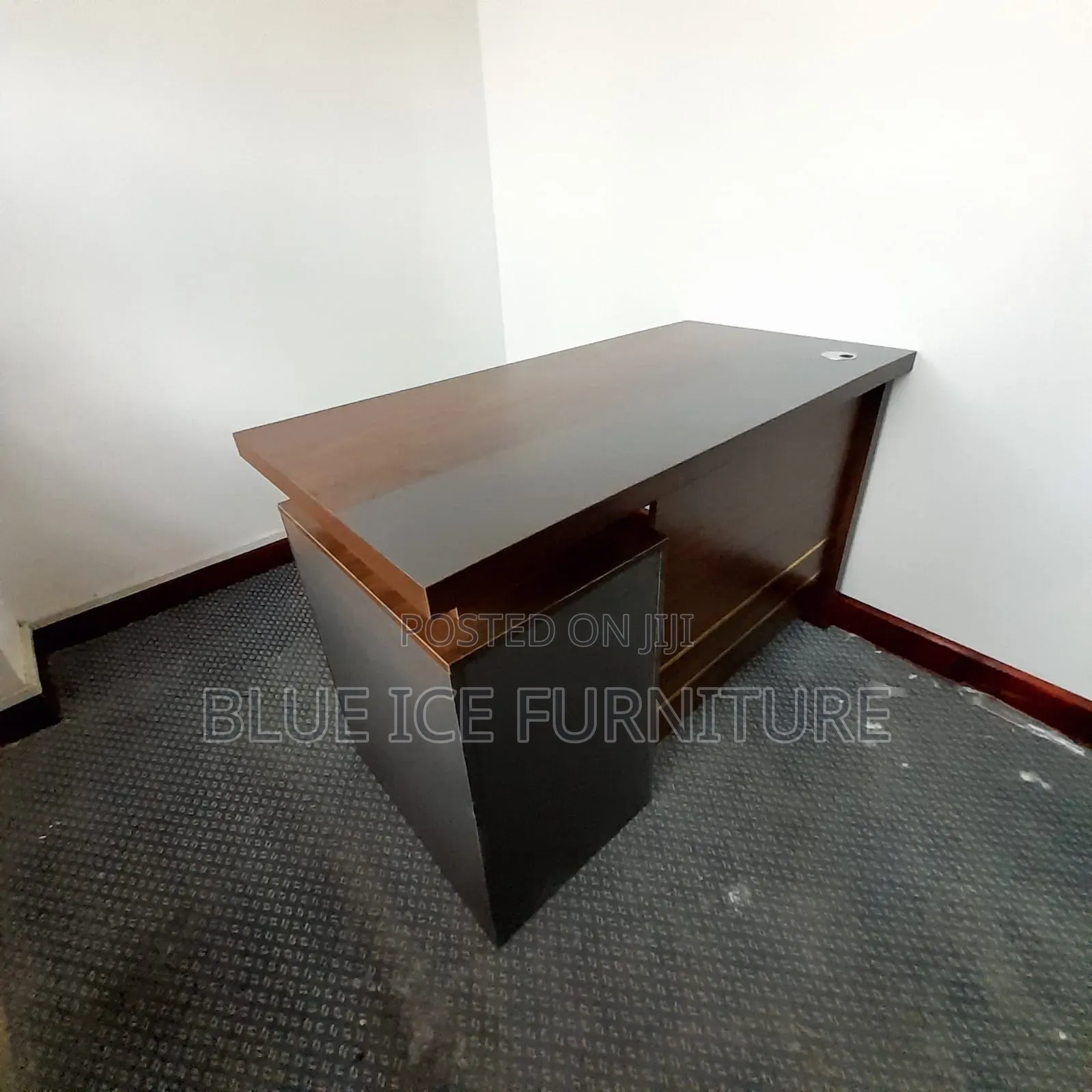 Executive Office Wooden Desk