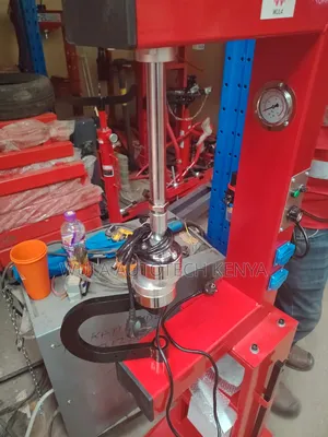 Digital And Automatic Thermostat Tyre Vulcanizer Machine Sunshine
