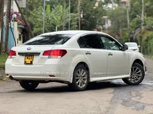 Subaru Legacy 2012 White