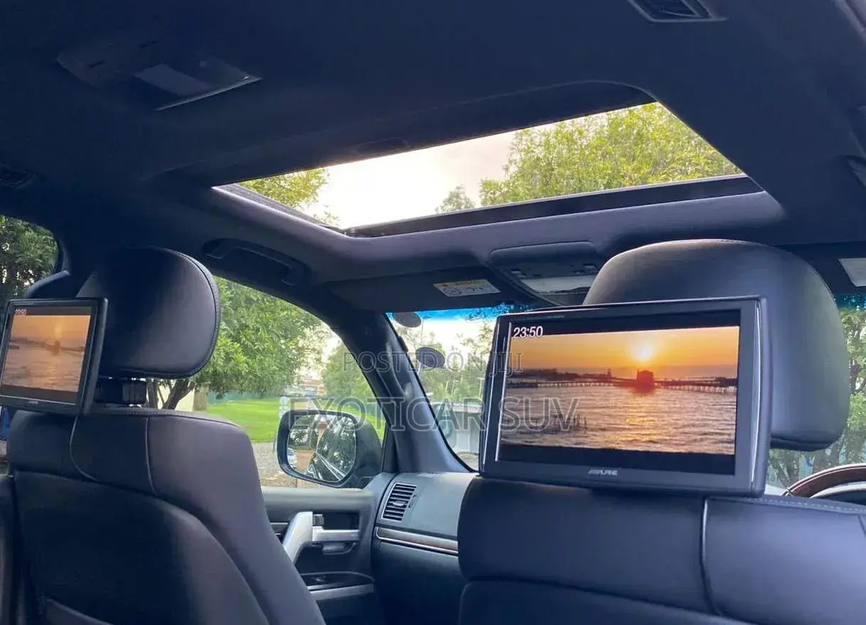 Toyota Land Cruiser 4.6 V8 ZX 2019 Black