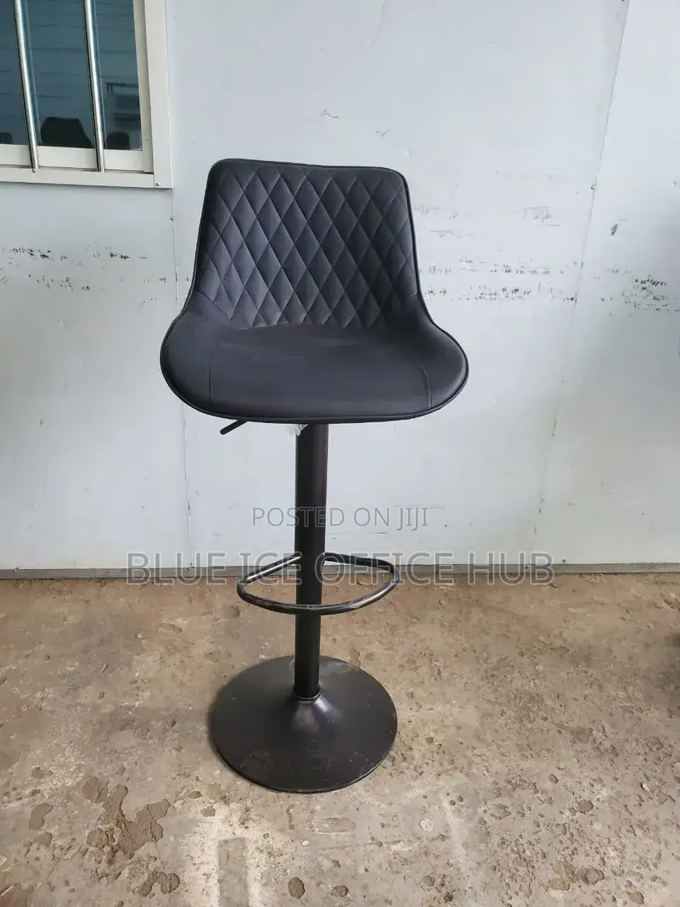 Swivel Leather Bar Stool Adjustable