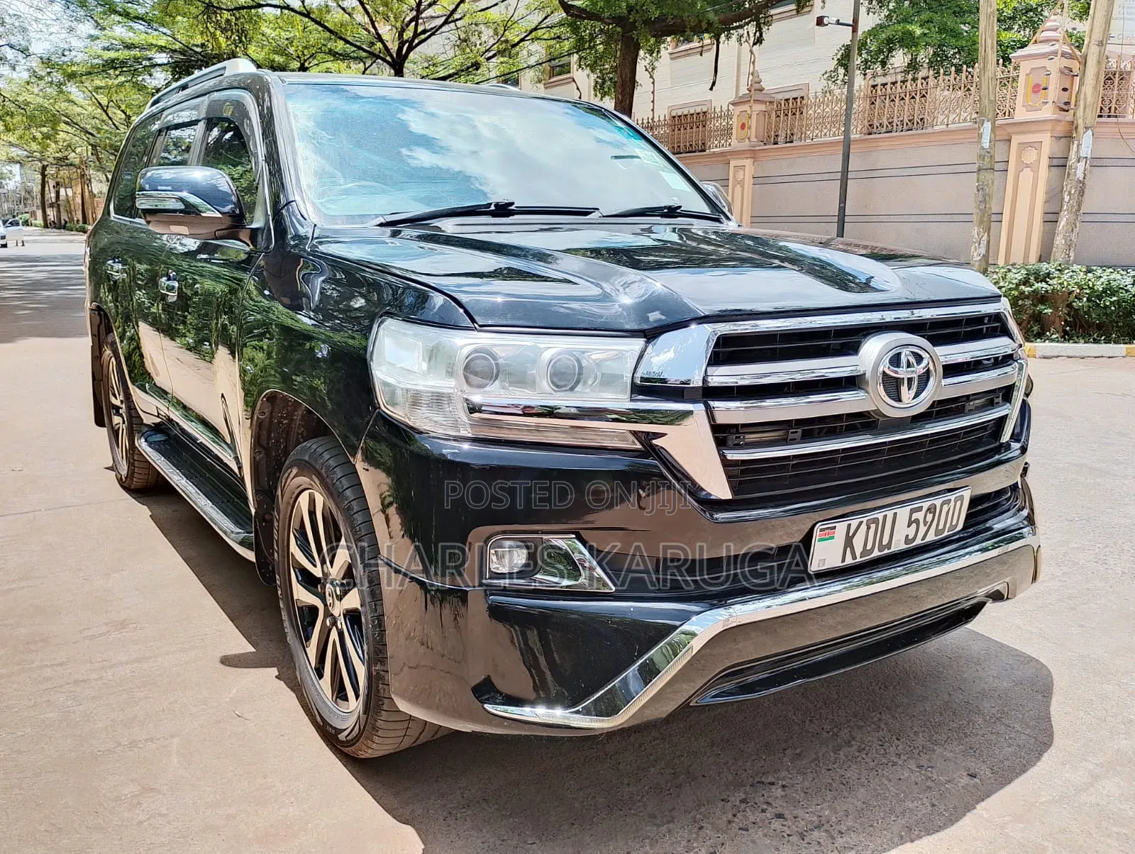 Toyota Land Cruiser 2013 Black