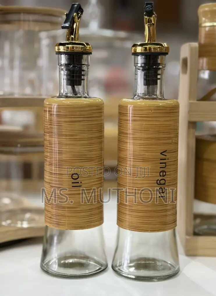 A Pair (2 PCS ) Oil and Vinegar Glass Dispenser Bottle,