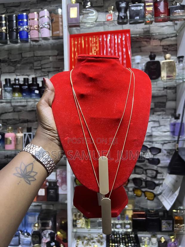 Layered Chains