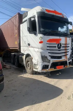 Mercedes Actros 2545