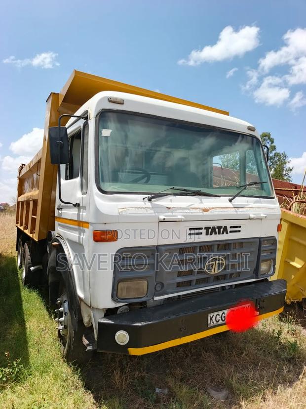 Tata Tipper 2018 White for Sale
