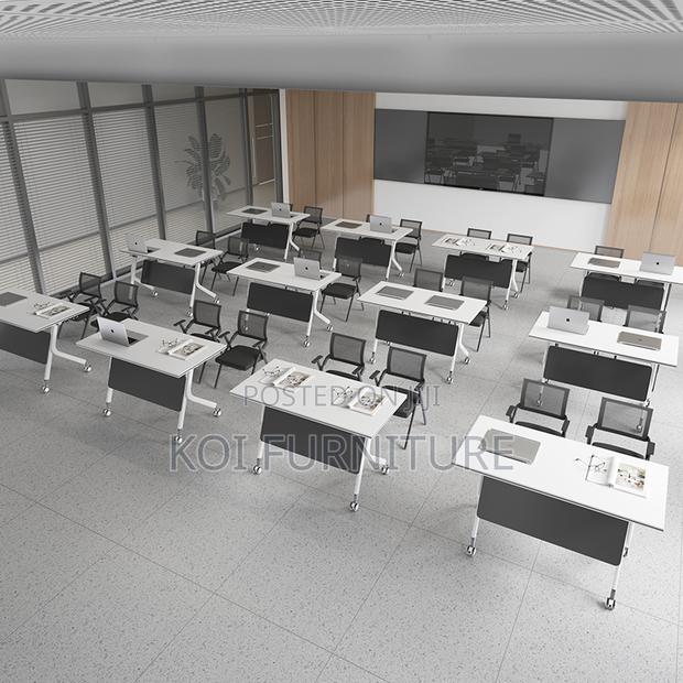 Office Desk : White 1.2-Meter Foldable Training Table - thumbnail 4