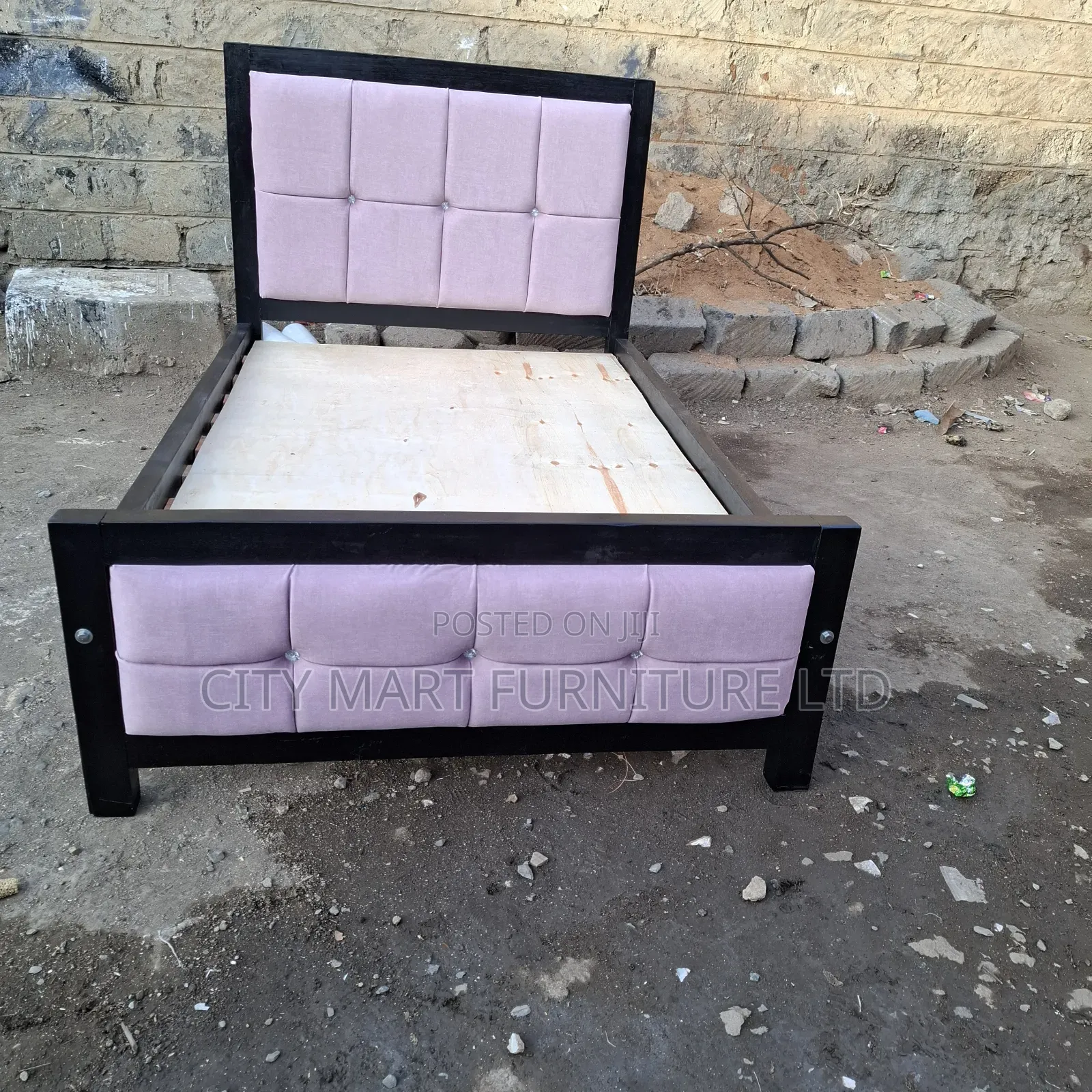 Tremendous Modern Mocket Beds on Offer!