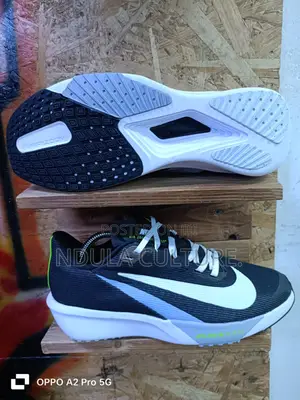 Nike Air Zoom Rival Fly 4 Running Shoes