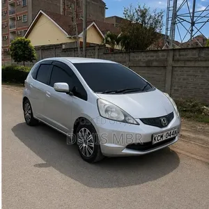 Honda Fit 2012 Silver