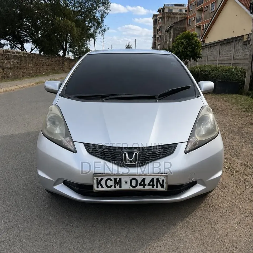 Honda Fit 2012 Silver