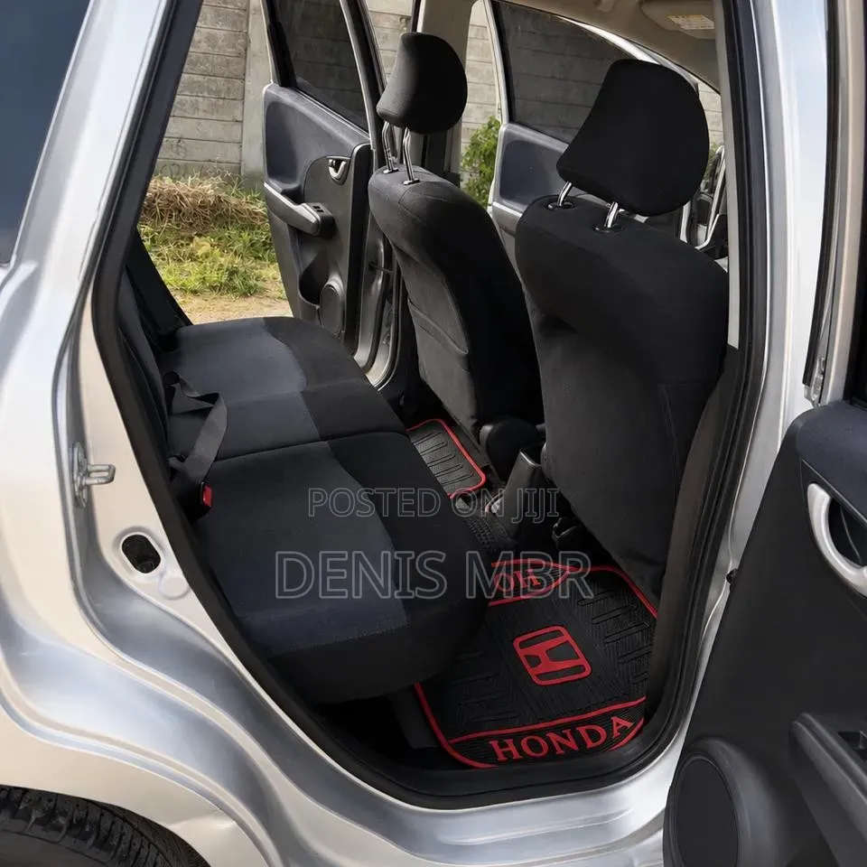 Honda Fit 2012 Silver