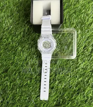 New Student’S Huiker Wr9841 Digital Sports Watch With a Rubber Band.