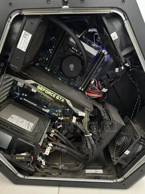 Desktop Computer Dell Alienware Area-51 16GB Intel Core i7 SSD 256GB