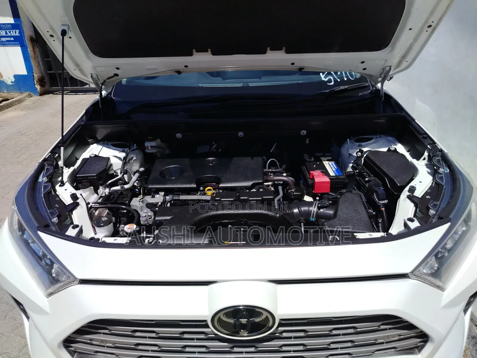 Toyota RAV4 Limited AWD 2019 White
