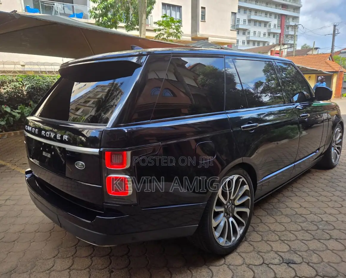 Land Rover Range Rover Vogue 2019 Black