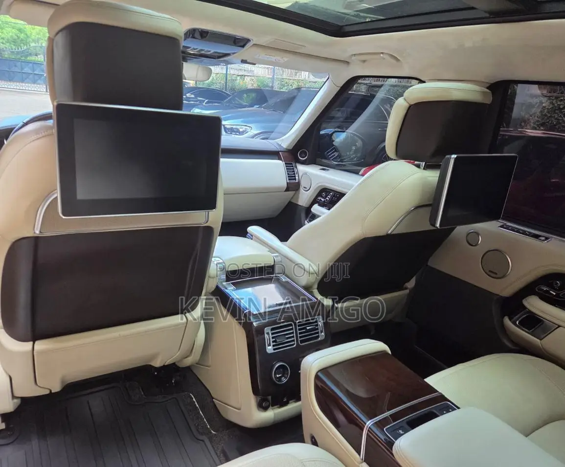 Land Rover Range Rover Vogue 2019 Black