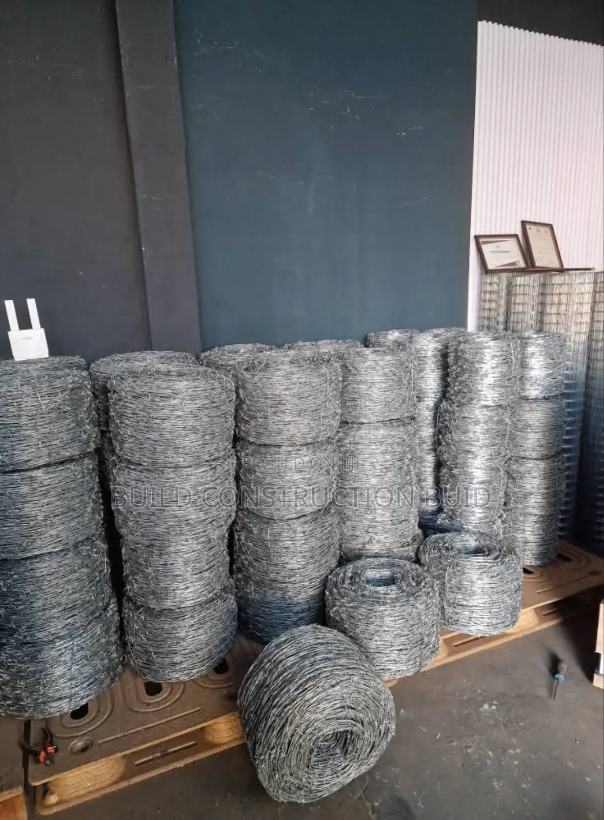 High Quality Barbed Wire 610mtrs