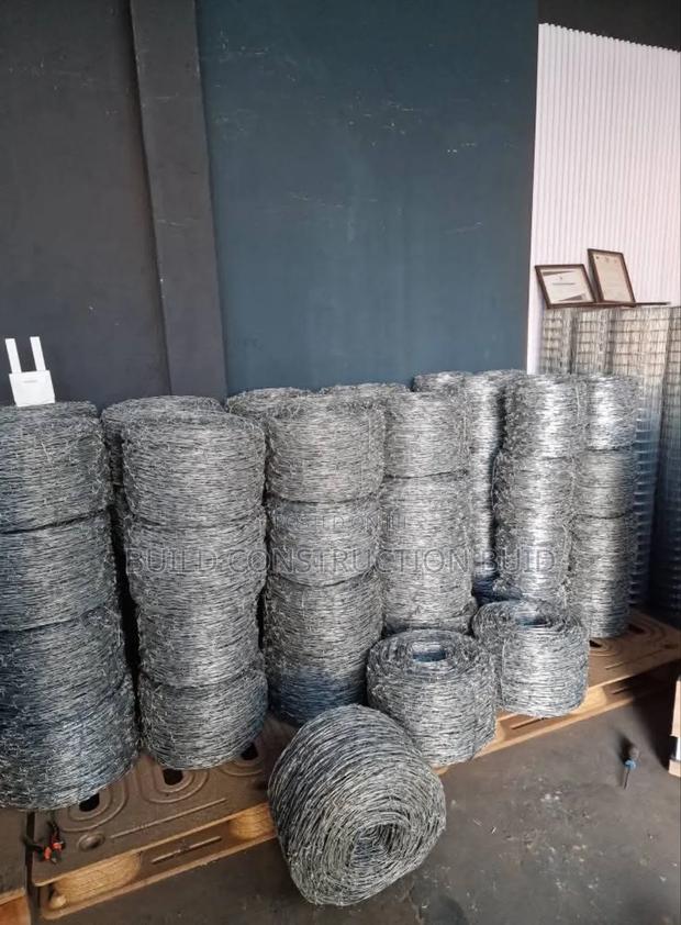 High Quality Barbed Wire 610mtrs