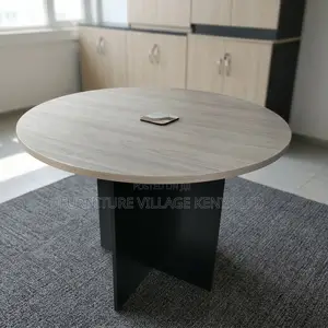 Customized Round Wooden Executive Meeting Table