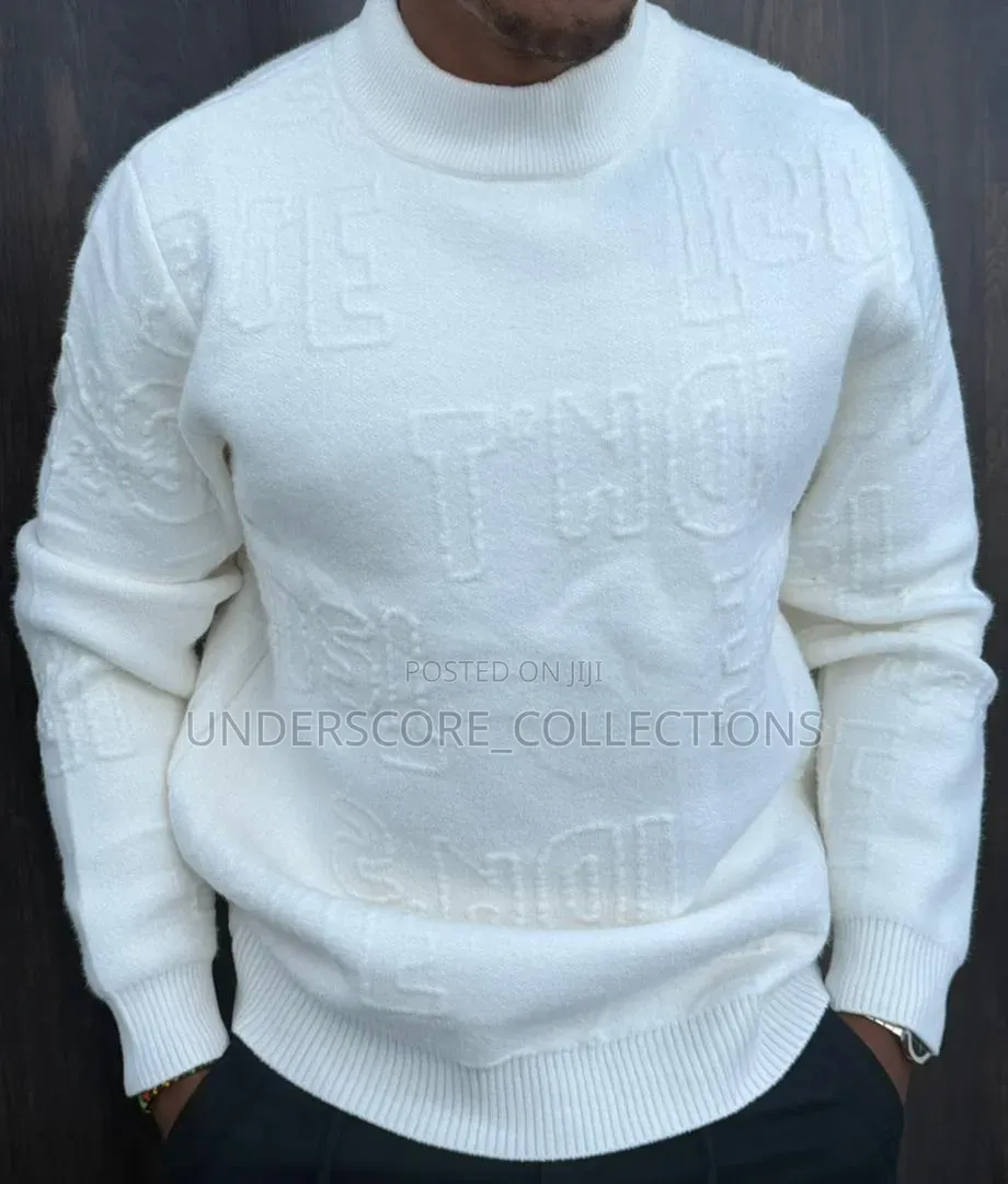 Men Classic Round Neck Sweaters