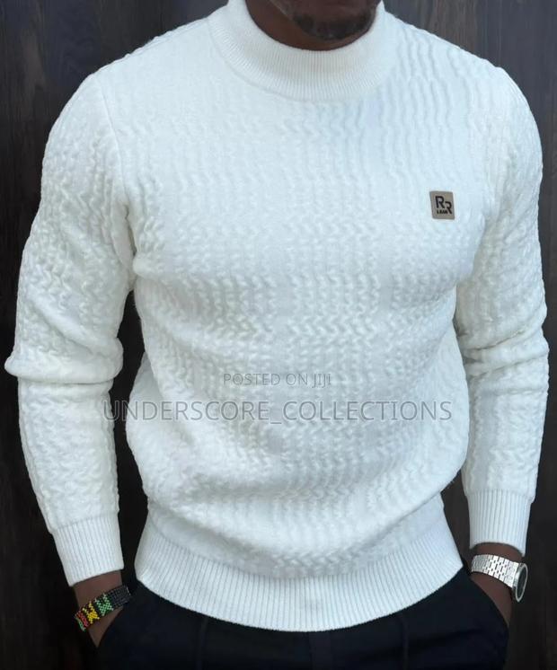 Men Classic Round Neck Sweaters - thumbnail 7