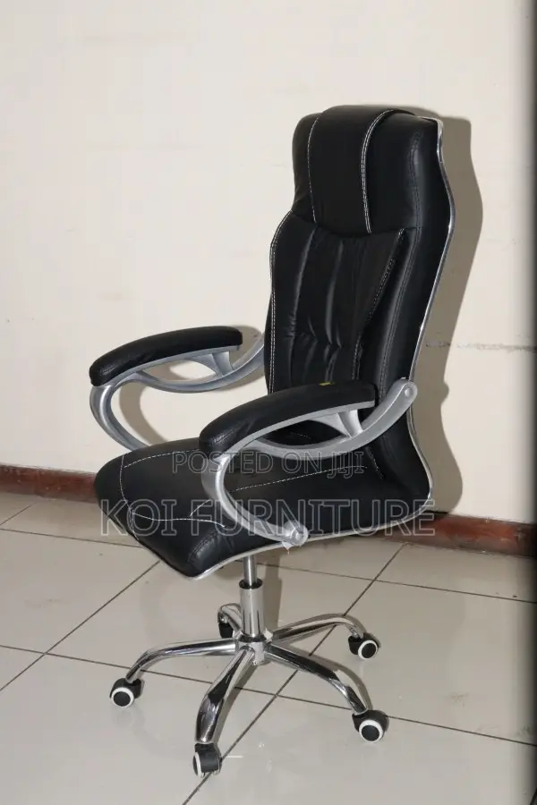Office Chair : Black Pu Leather High-Back Executive Office Chair