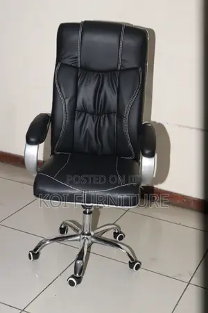 Office Chair : Black Pu Leather High-Back Executive Office Chair
