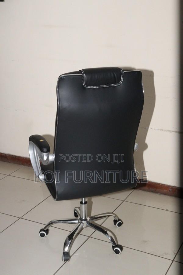 Office Chair : Black Pu Leather High-Back Executive Office Chair - thumbnail 7