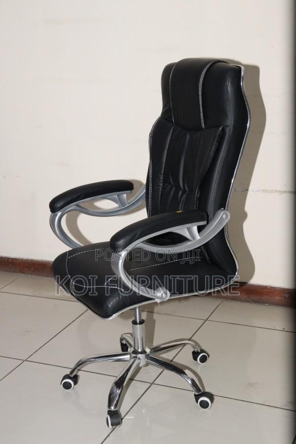 Office Chair : Black Pu Leather High-Back Executive Office Chair - thumbnail 8