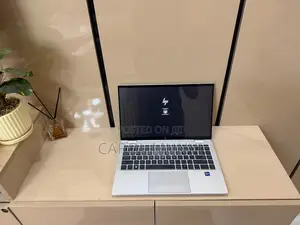 Laptop HP EliteBook x360 1040 G7 32GB Intel Core i7 SSD 512GB
