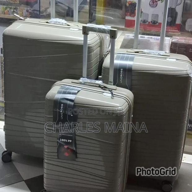 *3 in 1 Unbreakable Pp Suitcases - thumbnail 2