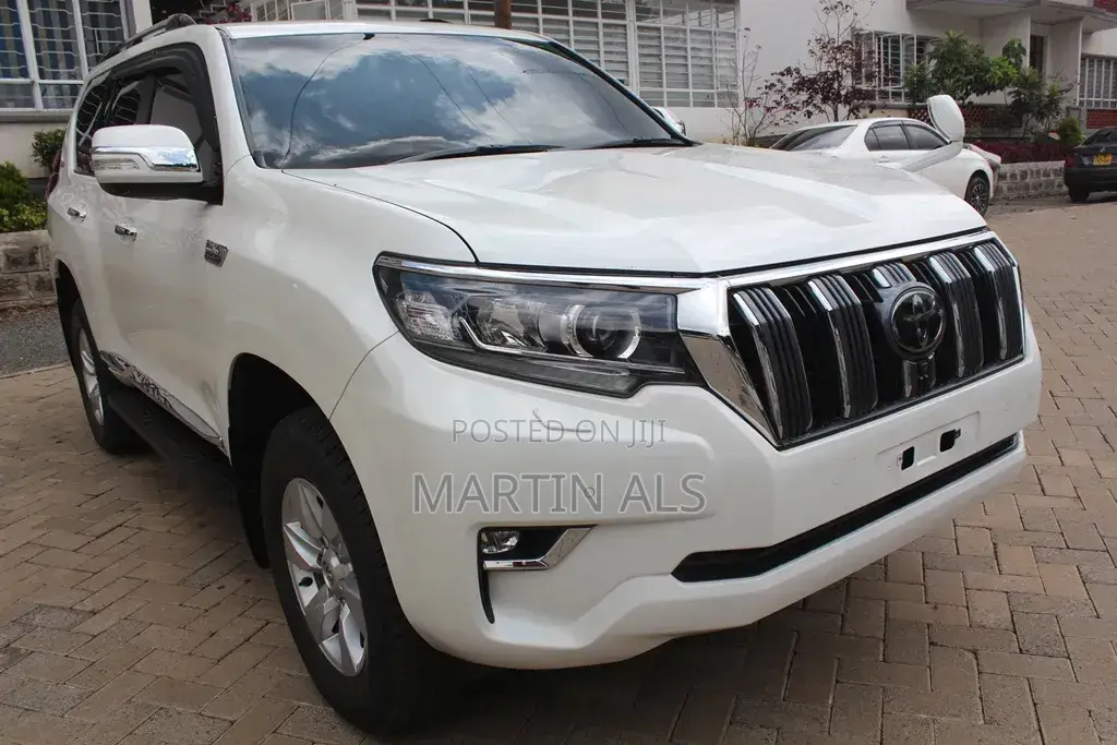 Toyota Land Cruiser Prado 2.7 2021 White