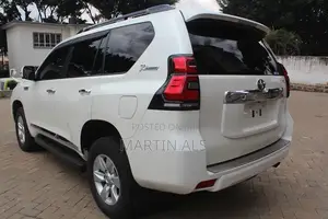 Toyota Land Cruiser Prado 2.7 2021 White