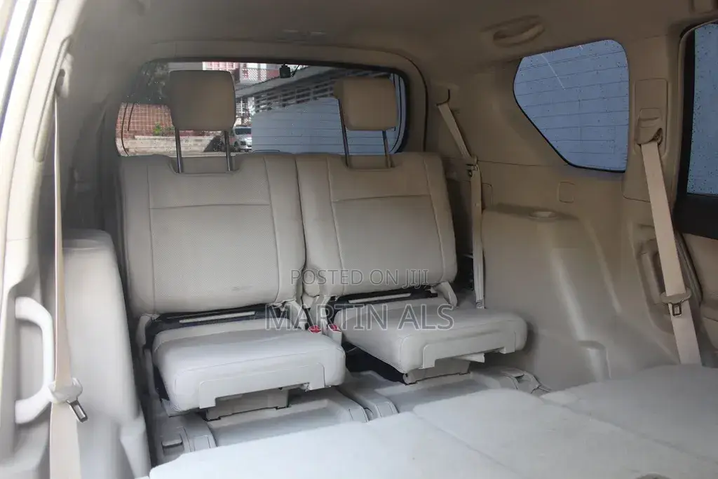 Toyota Land Cruiser Prado 2.7 2021 White