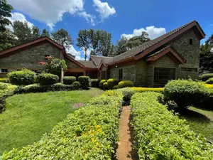 5bdrm Bungalow in Karen for rent
