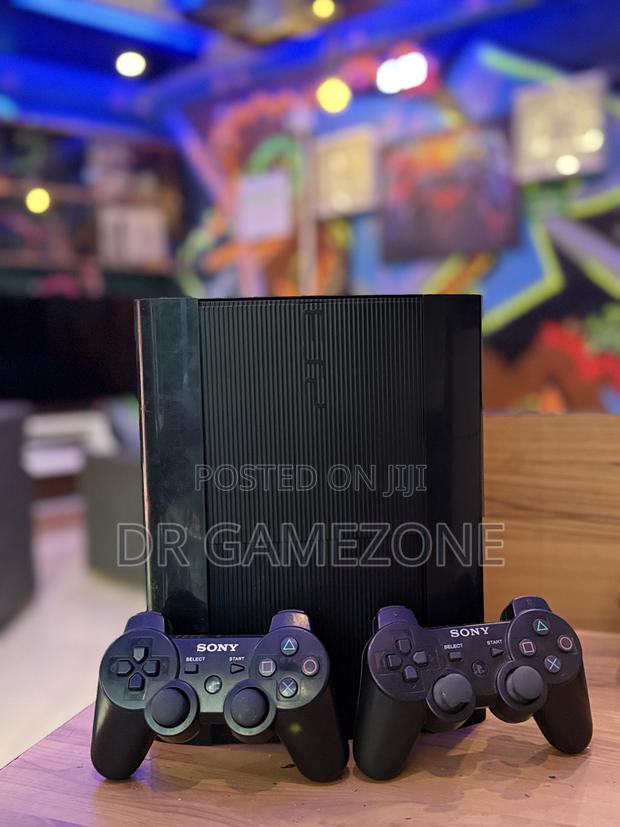 Playstation 3 Super Slim 320gb Chipped - thumbnail 3
