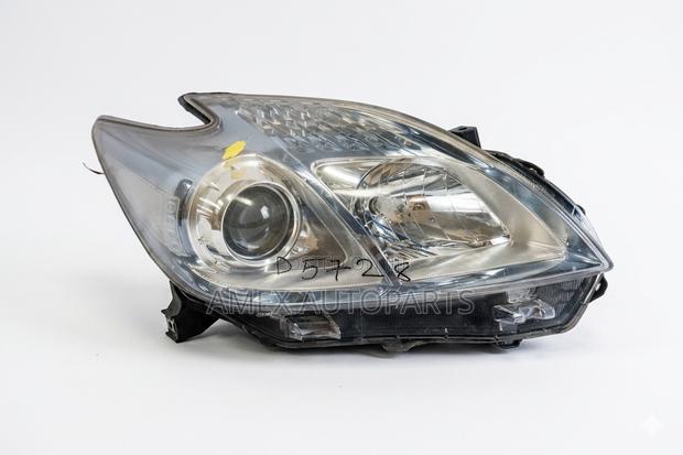 Head Lamp Toyota Prius Zvw30 2010 RHS