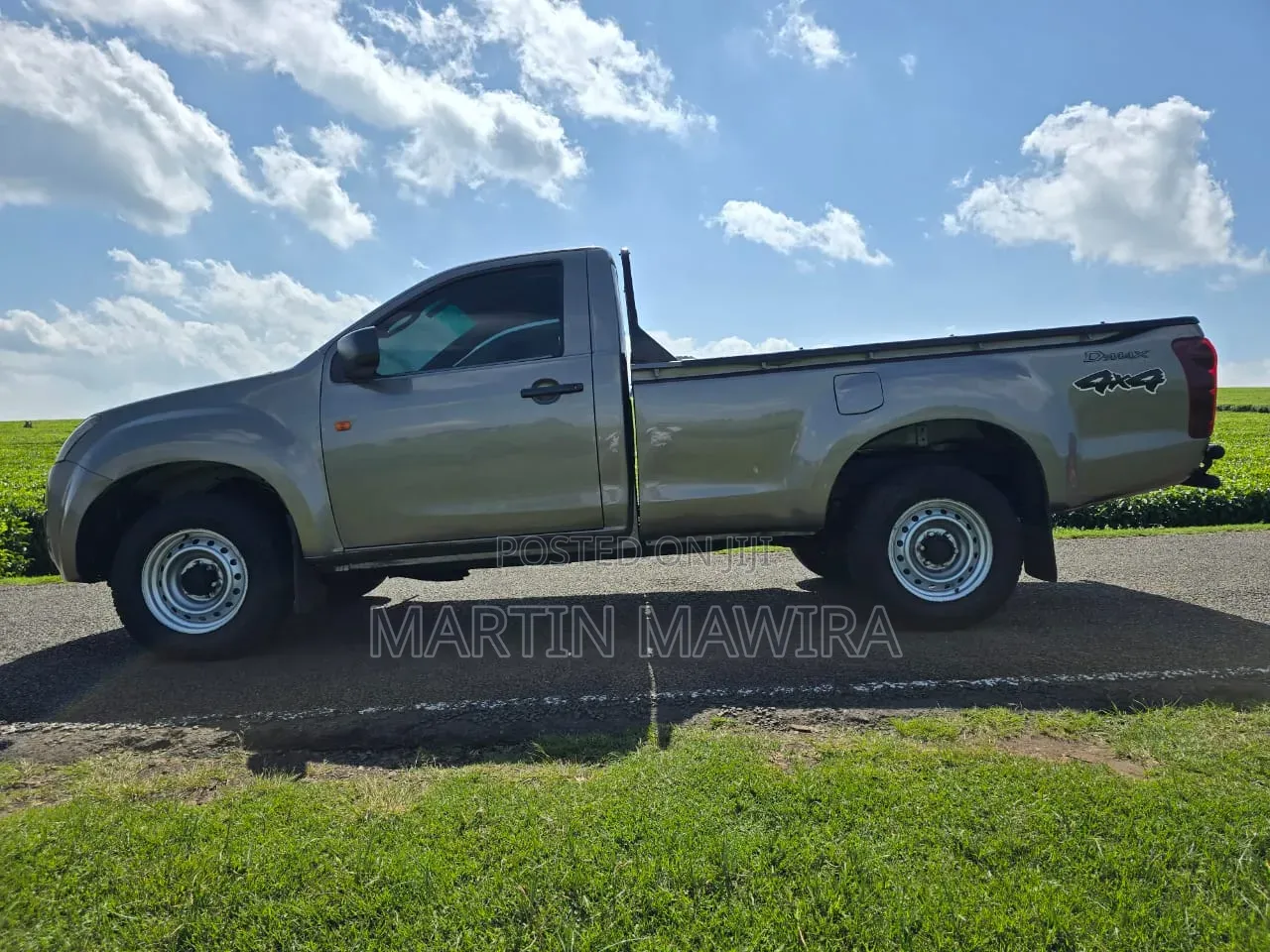 Isuzu D-MAX 2015 Gray
