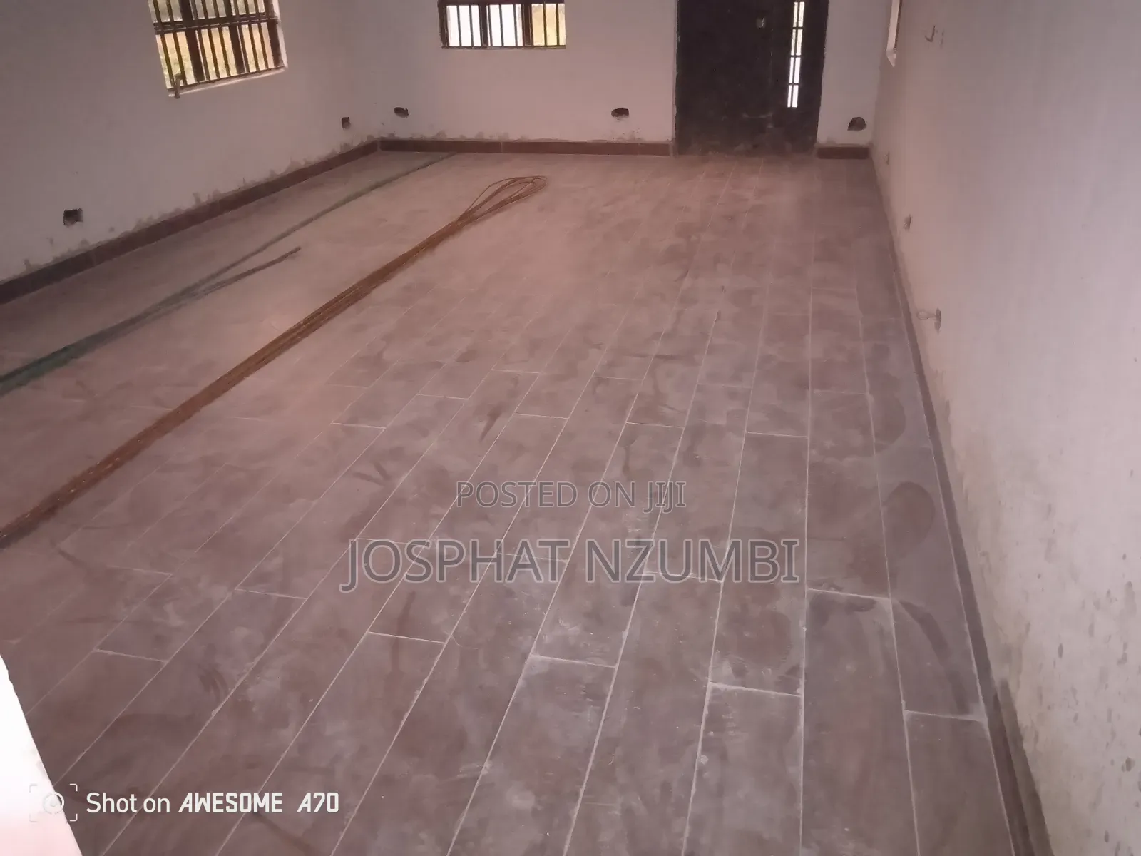 Fundi Wa Tiles (Tiles Expert)