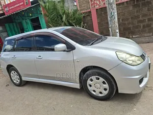 Nissan Wingroad 2012 Silver