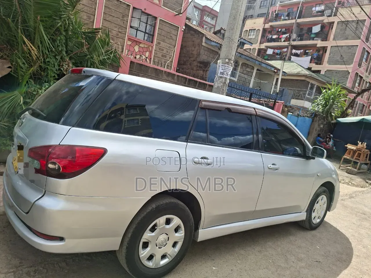 Nissan Wingroad 2012 Silver