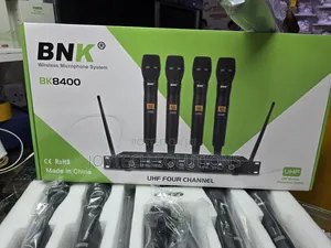 BNK Bk8400 Long Range Uhf Wireless Microphones (4 Mics Included).