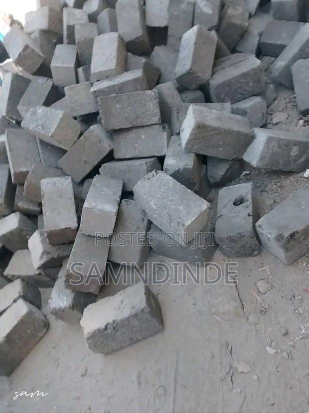 Machine Cut Ndarugo Stones