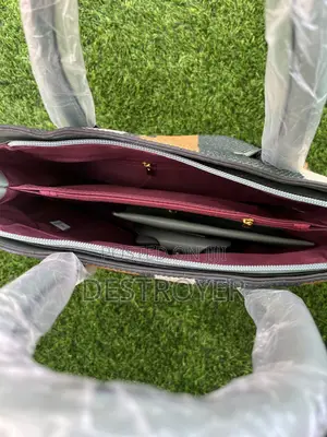 Queen Women Bag